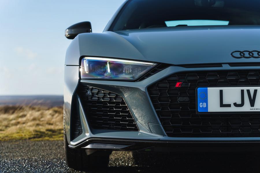 Детали экстерьера Audi R8 V10 Performance 2019 года  (UK) (фото 91 из 136)